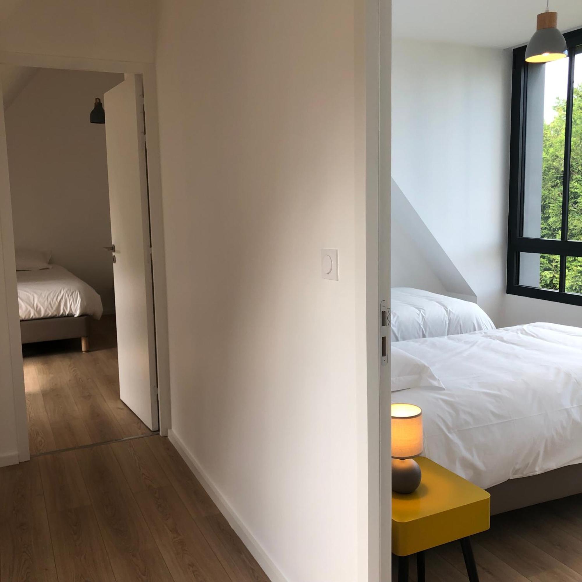 Les Ecolodges Sous Le Phare Louannec Esterno foto